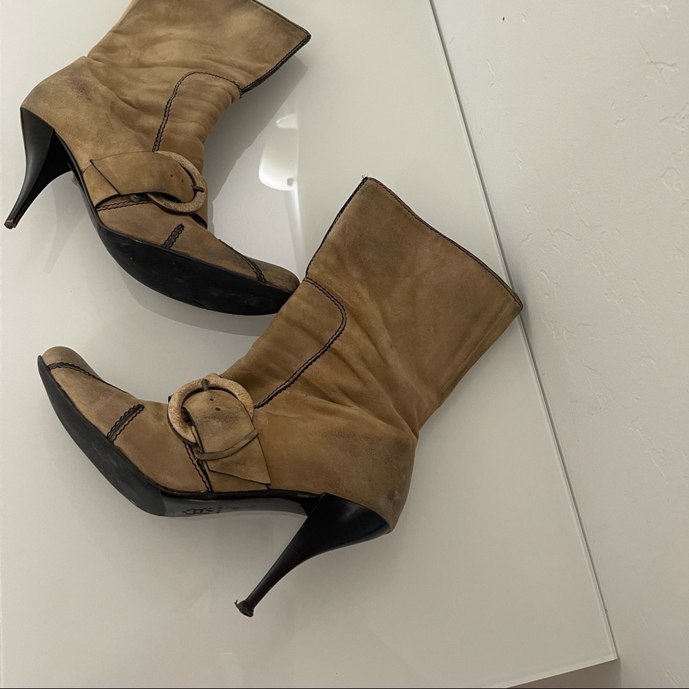 Beautiful Italian boots, gently worn original leather